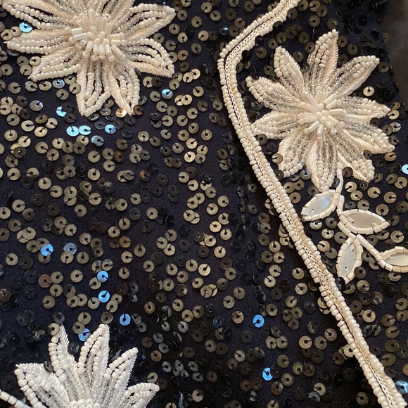 Escada 💯Silk All Sequin Stunning Fully Silk Lined Blazer Made in Germany - Picture 9 of 16